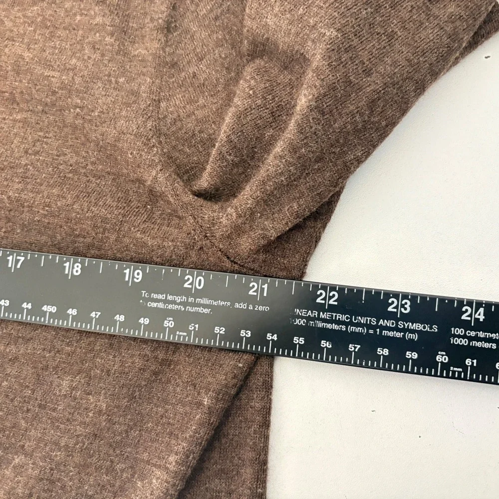 Polo Ralph Lauren Mens Brown 100% Merino Wool V-Neck Sweater Size LT Tall‎